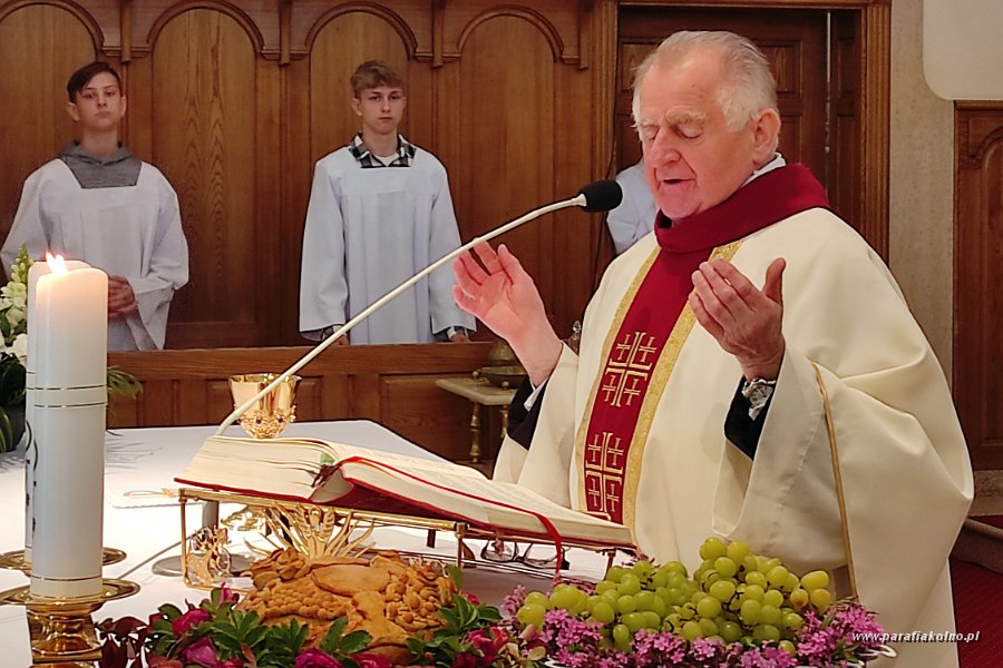 56 Liturgia ofiarna.jpg